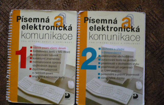 Učebnice písemné a elektronické komunikace